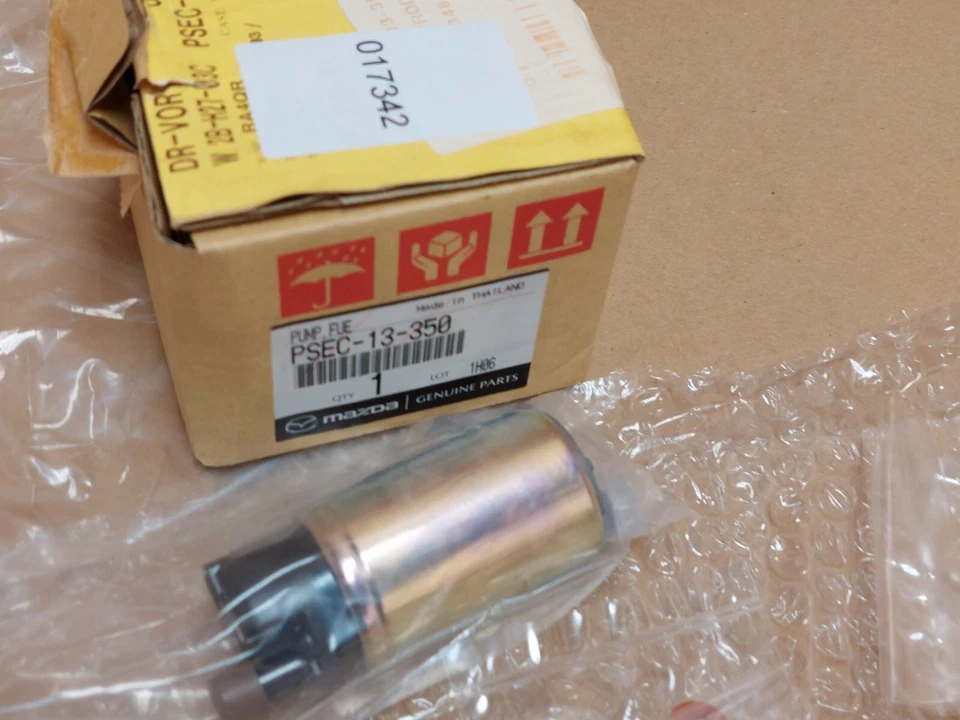 Mazda CX3 DK Fuel Pump Motor 2020-2025 PSEC13350 Genuine New — 第 2/4 张图片