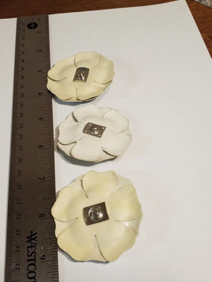 Set Of 3 Decorative Snaps Metallic Flowers 2 Silver 1 Gold With Rhinestone Denim - Image 3 of 4