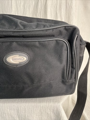 Concourse Bag 15" x 11" Laptop Computer Bag Notebook Tote Soft Black School Nerd - Photo 4/9