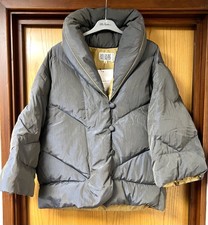 Bill Blass Women's Short Down Coat, Grey Reflective, Size 8