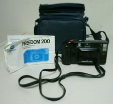 Vintage Minolta Freedom 200 Auto Focus 35mm Filmed Camera Albinar Bag