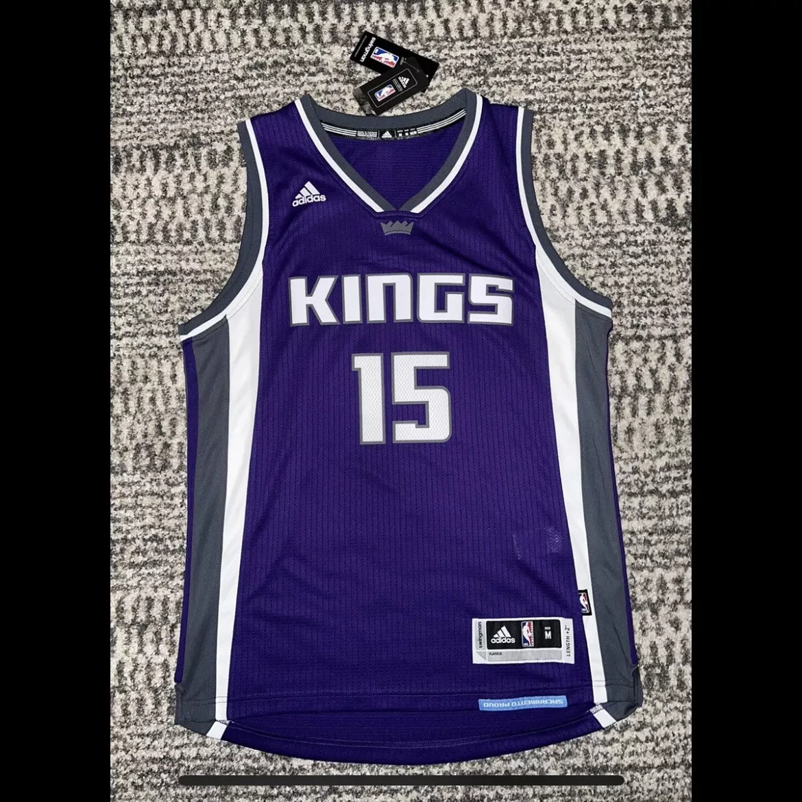 NWT De'Aaron Fox Sacramento Kings MENS JERSEY