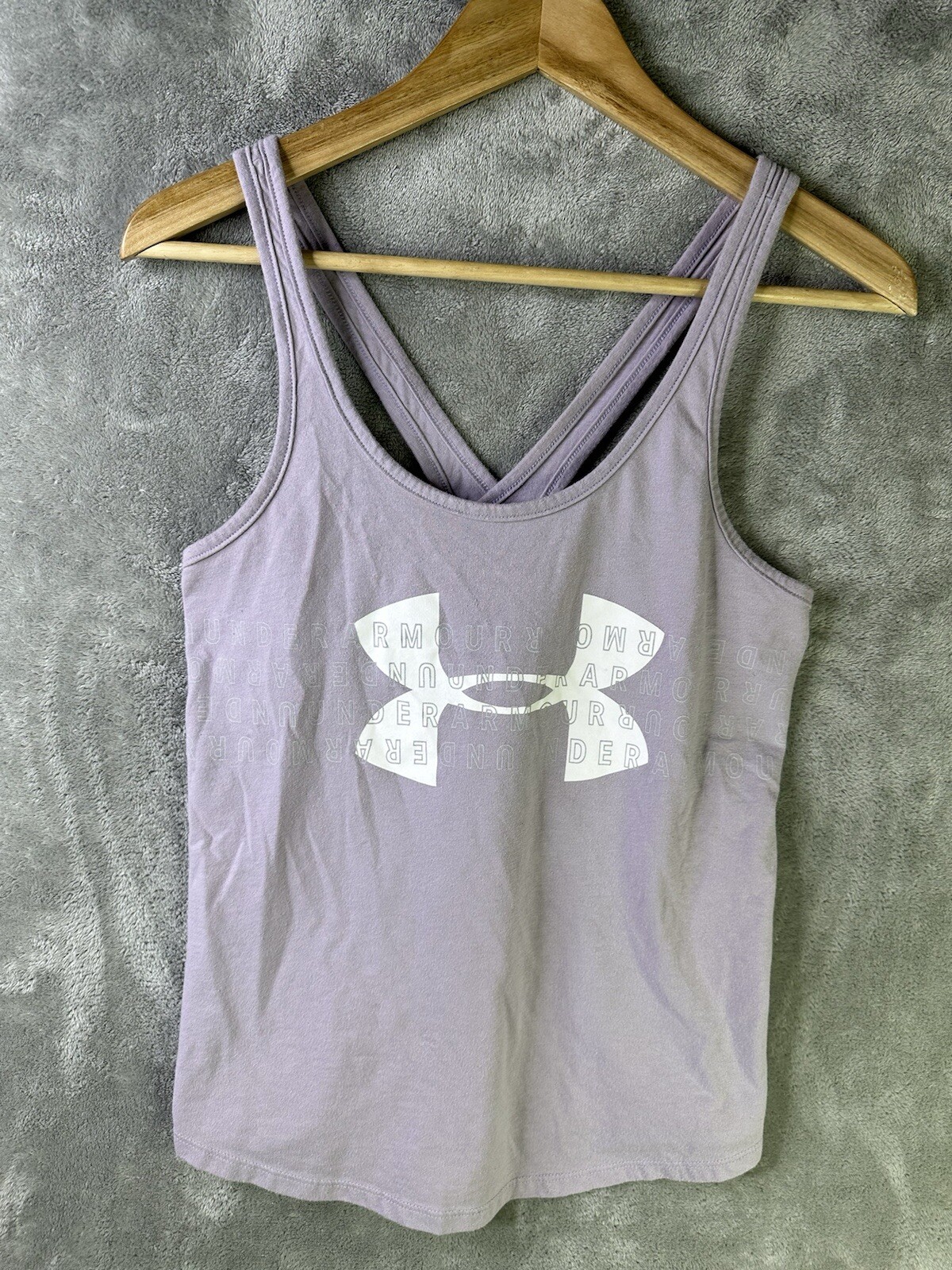 Under Armour Shirt Womens Small Heat Gear Purple Loose Fit Tank Top