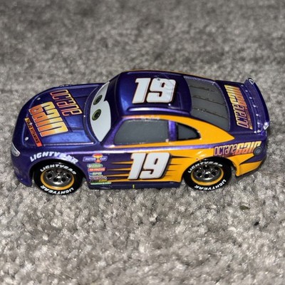 Disney Pixar Cars Metallic Bobby Swift Octane Gain 2017 Scavenger