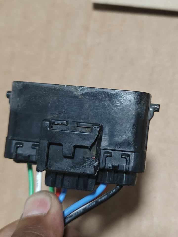 Conector de faros delantero izquierdo Lexus IS250 IS350 ISF 2006-2013 OEM Foto 4 de 4