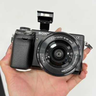 Sony NEX-6 16.1MP APS-C Digital Camera Set with 16-50mm Lens BLACK