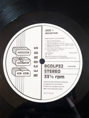 **UK   Pressing** MOUNTAIN ''Nantucket Sleighride'' (16 Page Booklet) BGO **Ex*