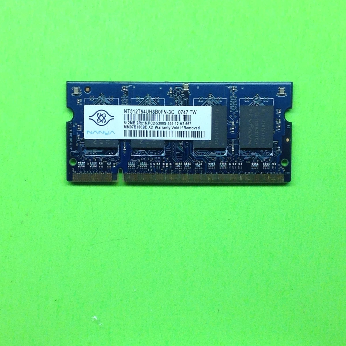 Nanya PC2-5300 DDR2-667 Computer Memory (RAM) 512 MB Capacity per