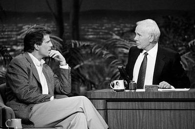 Actor Ted Danson with host Johnny Carson on February 22 1991 Old TV Photo 3