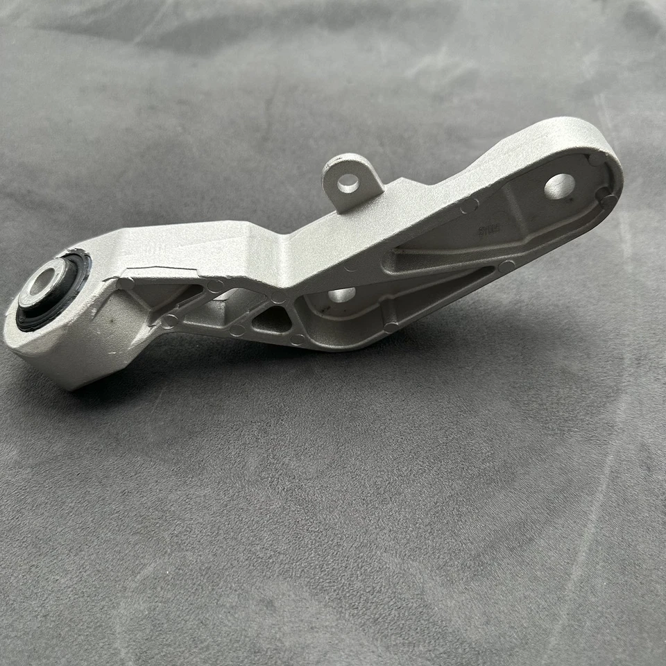 Nuevo cojín de montaje del motor delantero 31277781 24413865 para Volvo XC60 2007-2016 Foto 2 de 4