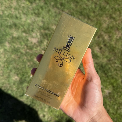 Paco Rabanne 1 Million Eau de Toilette Spray, Regular Size 3.4 fl oz