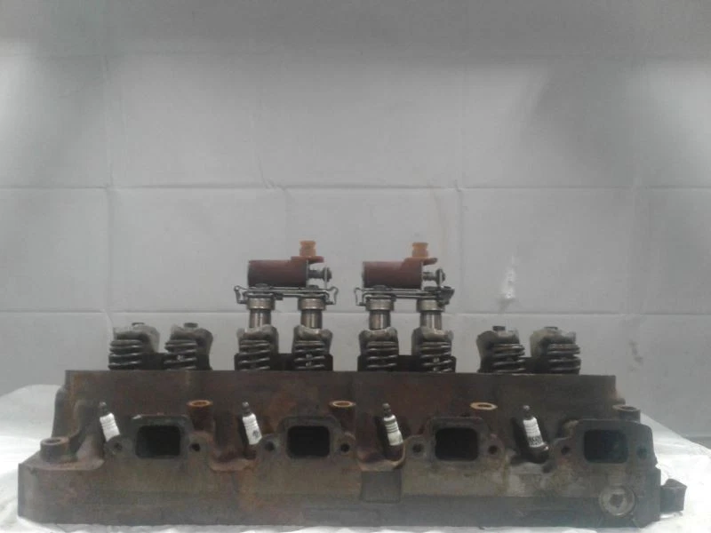 Cylinder Head 1981-1984 CADILLAC DEVILLE 6.0L Motor Engine 1615188 - Image 2 of 4