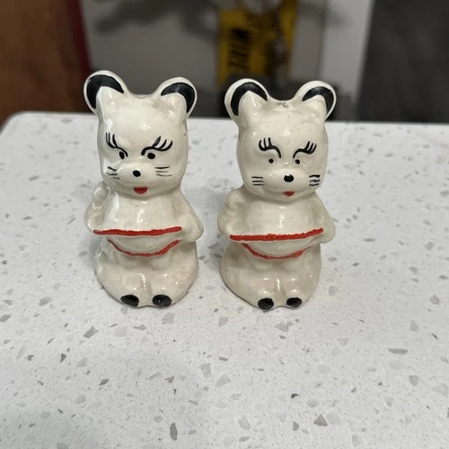 Vintage Shawnee Pottery Mouse Mice Salt and Pepper Shakers S&P