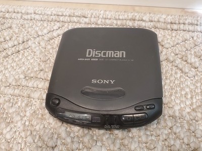 Vintage Sony Discman D-141 Mega Bass Portable CD Player - Powers On NEEDS REPAIR