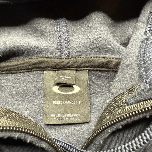 Oakley Hoodie Mens Medium Navy Performance Fit Full Zip Big Spell Out Logo - Picture 3 of 4