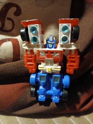 Transformers OPTIMUS PRIME Takara 2001 Hasbro Robots in Disguise 2.5'' Vtg HTF