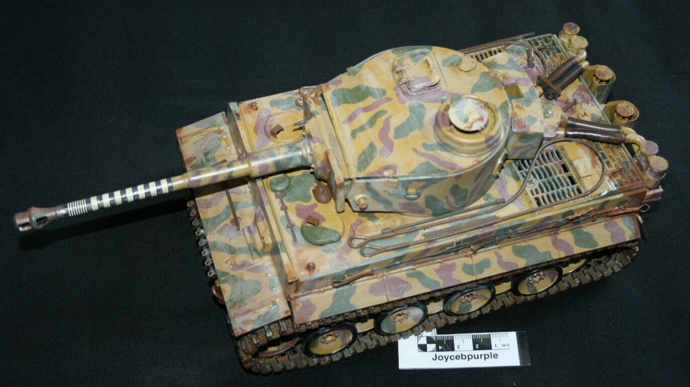 Tamiya Tiger I Tank 1:25 scale built model with internal detail, motors & gears.
