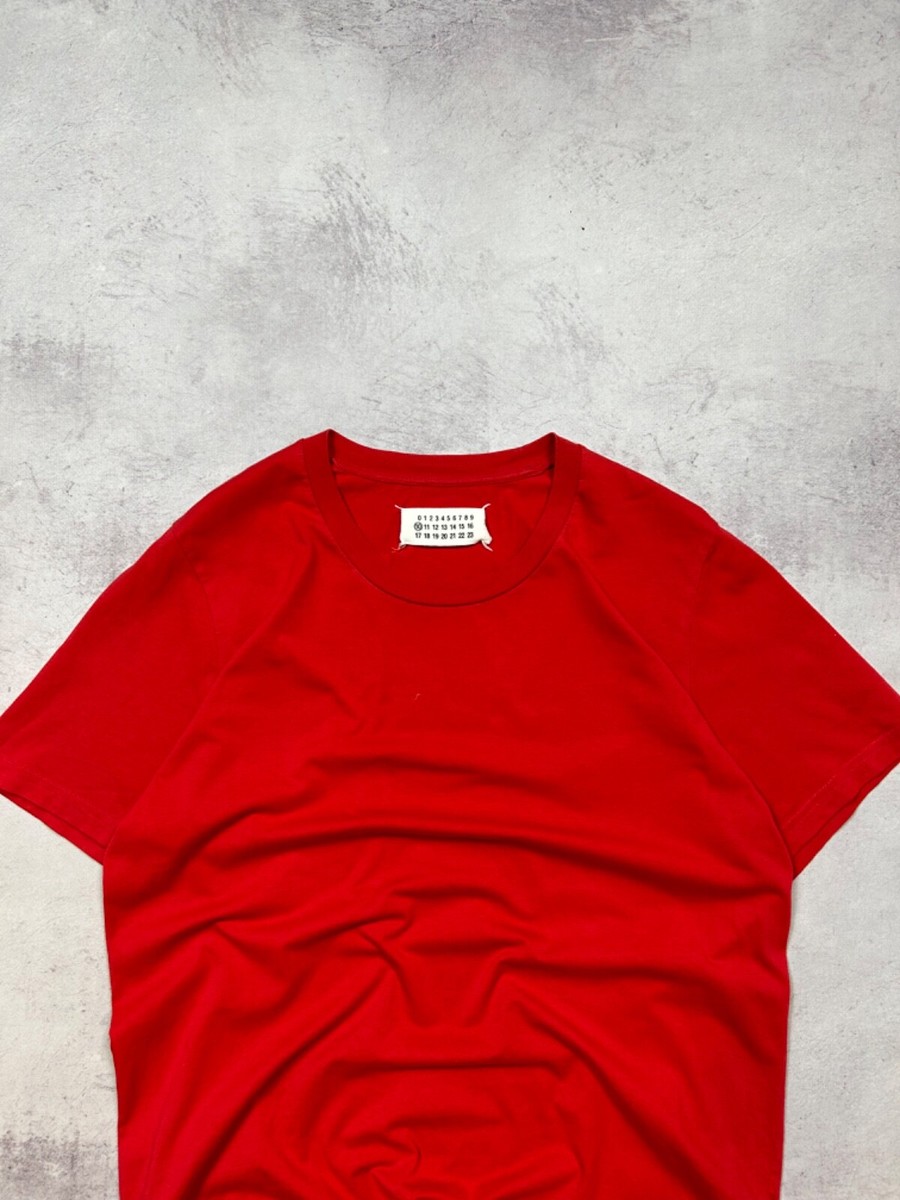 Maison Margiela 赤 Tシャツ サイズ44 新品未使用 Maison Margiela 赤 Tシャツ サイズ44 新品未使用 レディース
