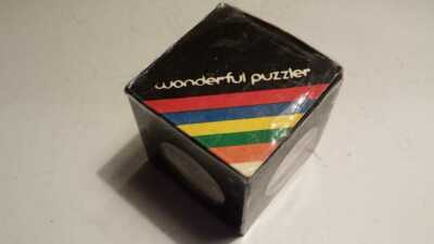 ''Zauberwürfel'' Wonderpuzzler sieht für mich genau aus wie der ''Rubiks Cube'' OVP 