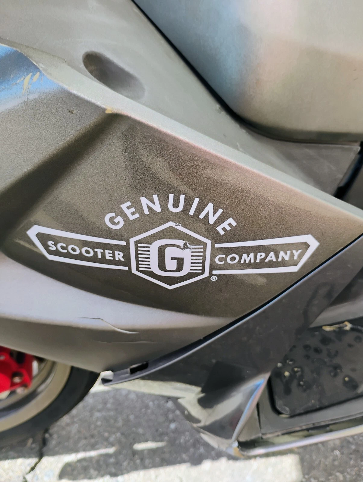 Genuine scooter