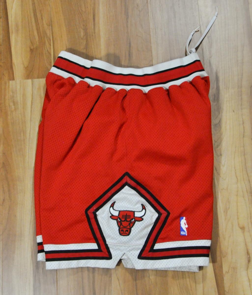 Chicago Bulls Nike Shorts Authentic Red NBA White Tag Sewn