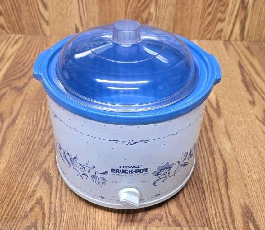 VTG Rival Crock Pot Blue Crock Scroll Pattern 2.5 Qt Stoneware Slow Cooker 3120