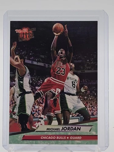 MICHAEL JORDAN 1992-93 FLEER ULTRA NO. 27 CHICAGO BULLS Q5194