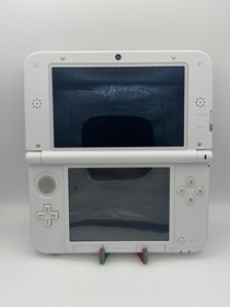 *US SELLER* Nintendo 3DS XL LL Disney Magical World Handheld *Region free *