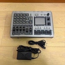 Roland VR-3 AV Mixer Portable SD Mixer Recording PA Equipment silver 0001