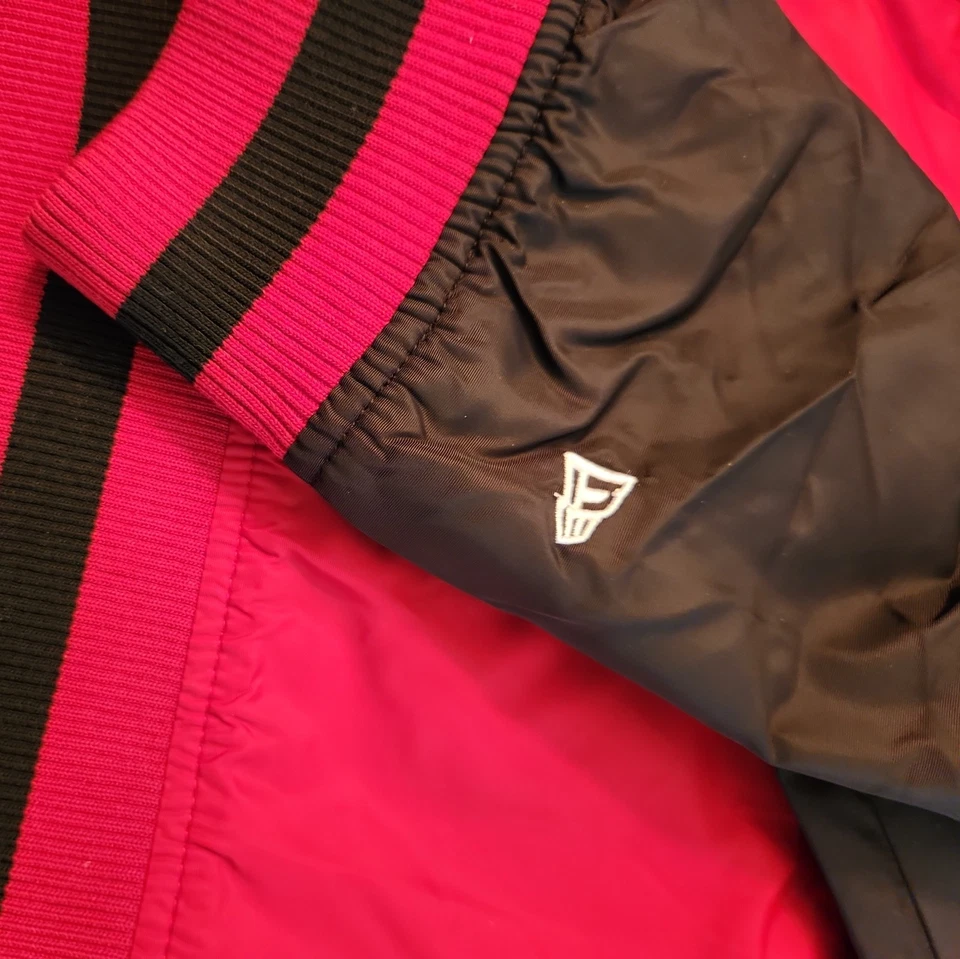 Chaqueta cortavientos New Era NFL Atlanta Falcons para mujer con botones talla 2XL  Foto 4 de 4