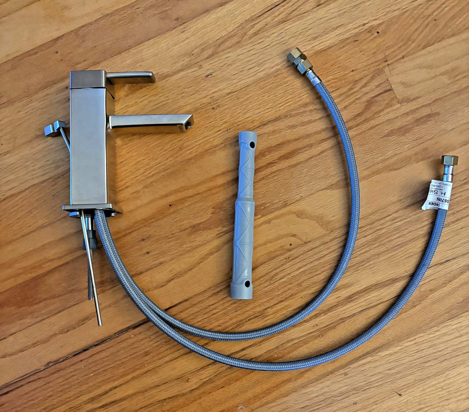 Moen S6700BN 90 Degree Single Handle Bathroom Faucet - Brush