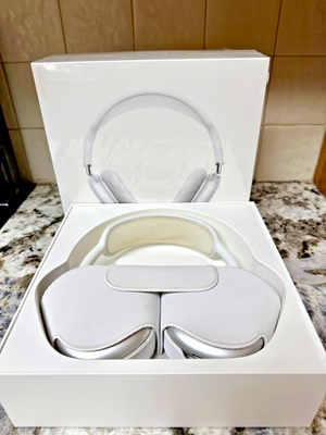 AirPods max シルバー ライトニングケーブル Apple AirPods Max
