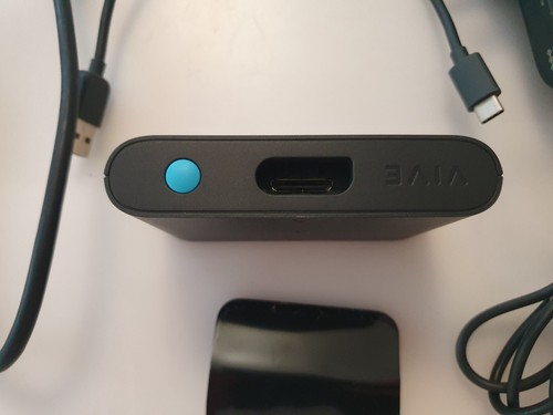 Caja de enlaces HTC VIVE PRO EYE con HDMI, USB y cables - Pro Eye Linkbox 06101 - Imagen 3 de 9