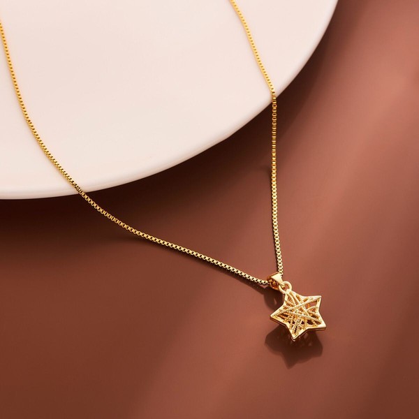 Alternate view of Woman 18k Gold Plated Lucky Star Pendant Chain Necklace