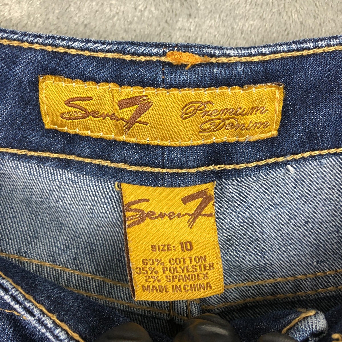 Seven7 Straight Denim Sz 10 Medium Wash Mid Rise Blue Embroidered