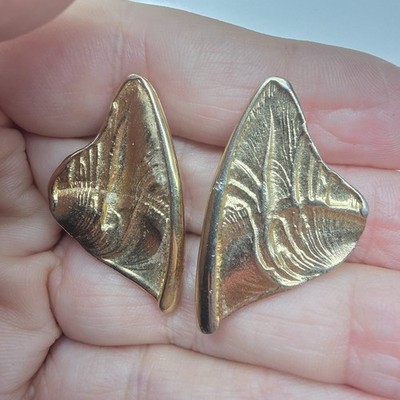 Textured Gold Tone Metal Triangle Shaped Pierced Earrings Vintage