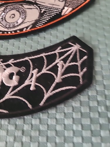 VTG. TWO MOTORCYCLE PATCHES - Picture 5 of 9