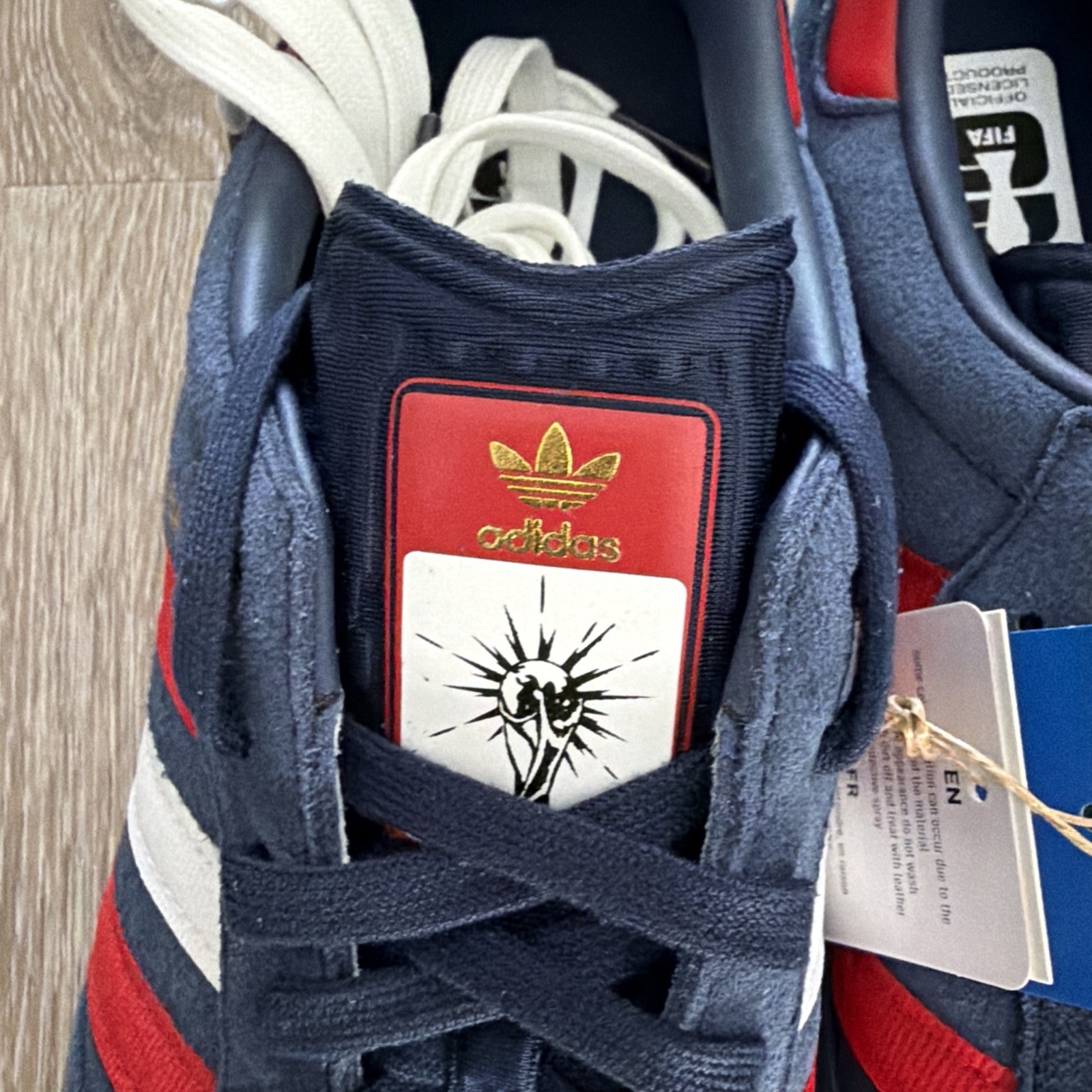 Size 11.5- Adidas Men's Samba x FIFA World Cup 2026 Indigo Scarlett Gum IH6828| image 4
