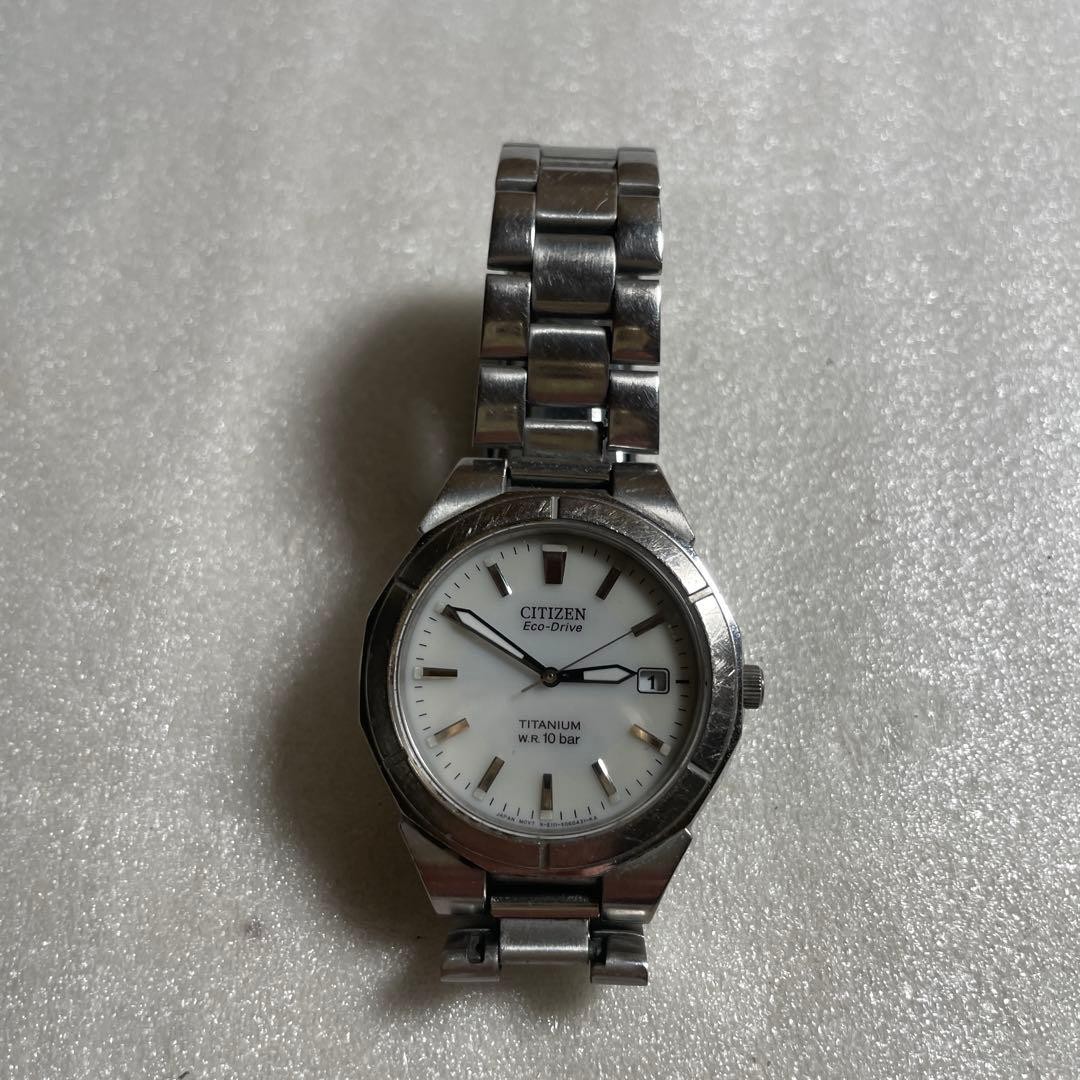 Citizen Eco-Drive Titanium E111 Men’s Watch Date Silver Working
