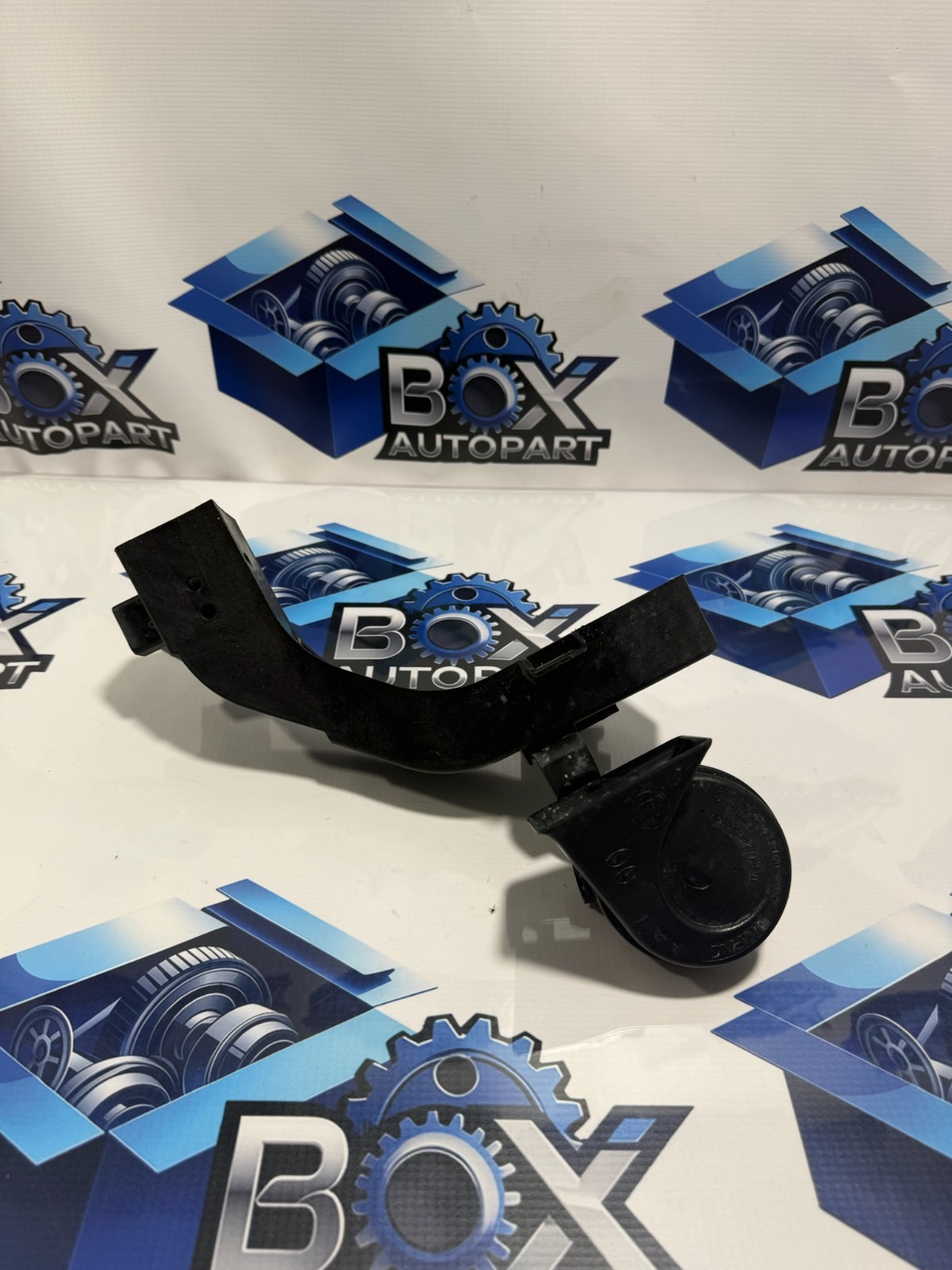 2021-2024 Hyundai Elantra Horn Assembly Low Pitch 96611AA800 OEM