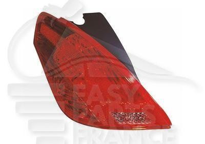 Feu arrière-gauche pour Peugeot 308 réparation carrosserie berline 3 et 5 portes 2011-2013