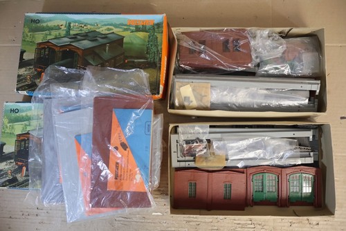 VOLLMER 35752 ESCALA HO 2x KIT MODELO COBERTIZO LOCOMOTORA DOBLE VÍA en | Condition: Used
