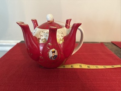 Tea Pot- Persian With 3 Pictures Of King Nasser Al Din Shah Ghajar