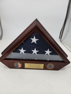 Military Flag Presentation Display Case "American Soldier" Army National Guard