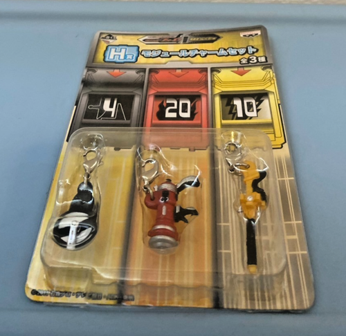 Collectible Kamen Rider Fourze Module Charm Set (New : Never used) - Picture 5 of 6