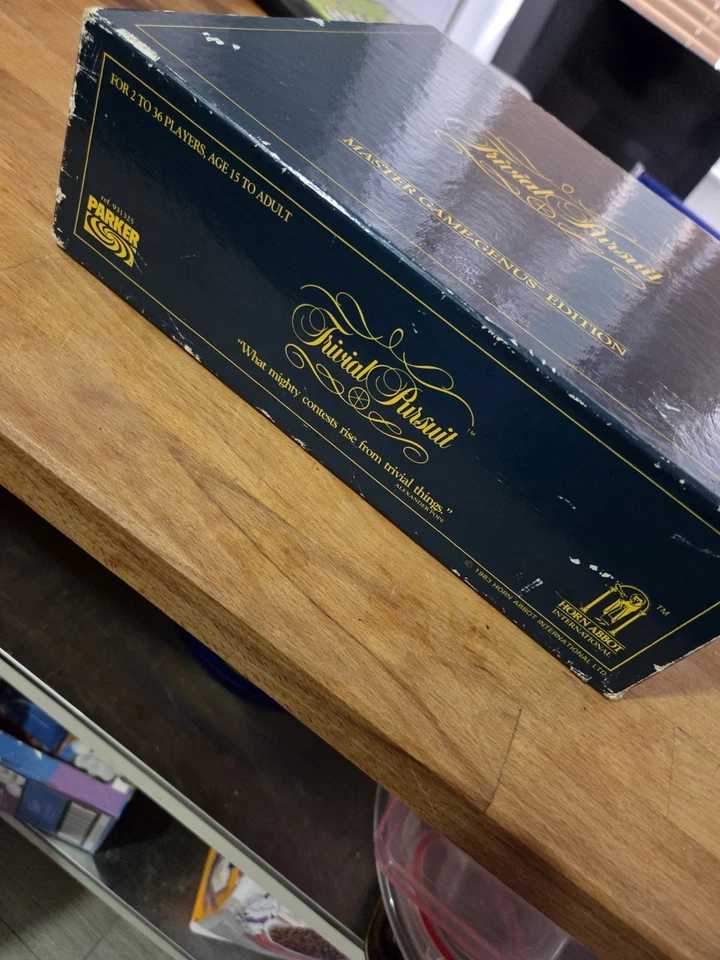 Trivial Pursuit Master Game Genus Edition 1983 Complete Set - Image 2 of 4