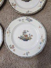 Eight Vintage Theodore Haviland dinner plates, Mint Cond., France Read