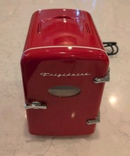 RETRO FRIGIDAIRE 6 LATAS MINI REFRIGERADOR DE BEBIDAS PERSONAL ROJO - PROBADO