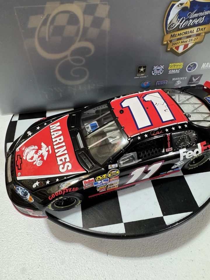 Denny Hamlin #11 FedEx American Heroes PROPIETARIOS ELITE 2007 1/24 Diecast Foto 4 de 4