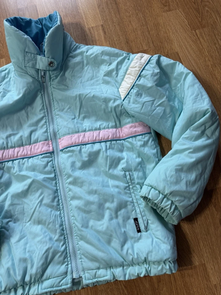 Chaqueta de invierno vintage de esquí Aspen para mujer color pastel acolchado talla mediana Foto 3 de 4